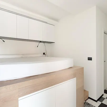 Apartmán Guesthost - Renovated Apts Milán