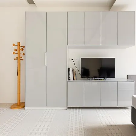 Daire Renovated Apts