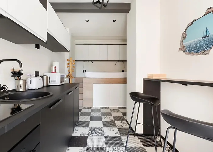Апартаменты Guesthost - Renovated Apts