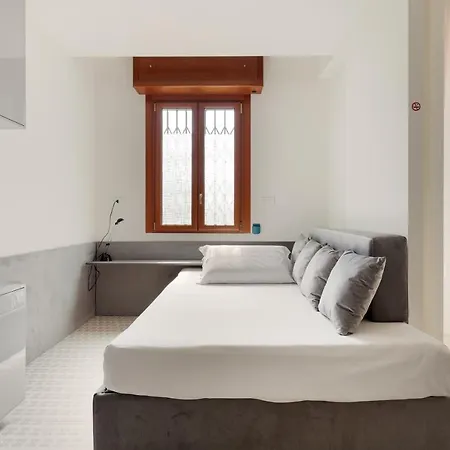 דירה Guesthost - Renovated Apts